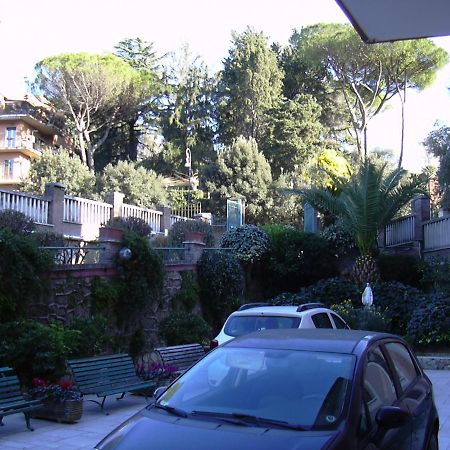 Casa Per Ferie Suore Domenicane Рим Экстерьер фото