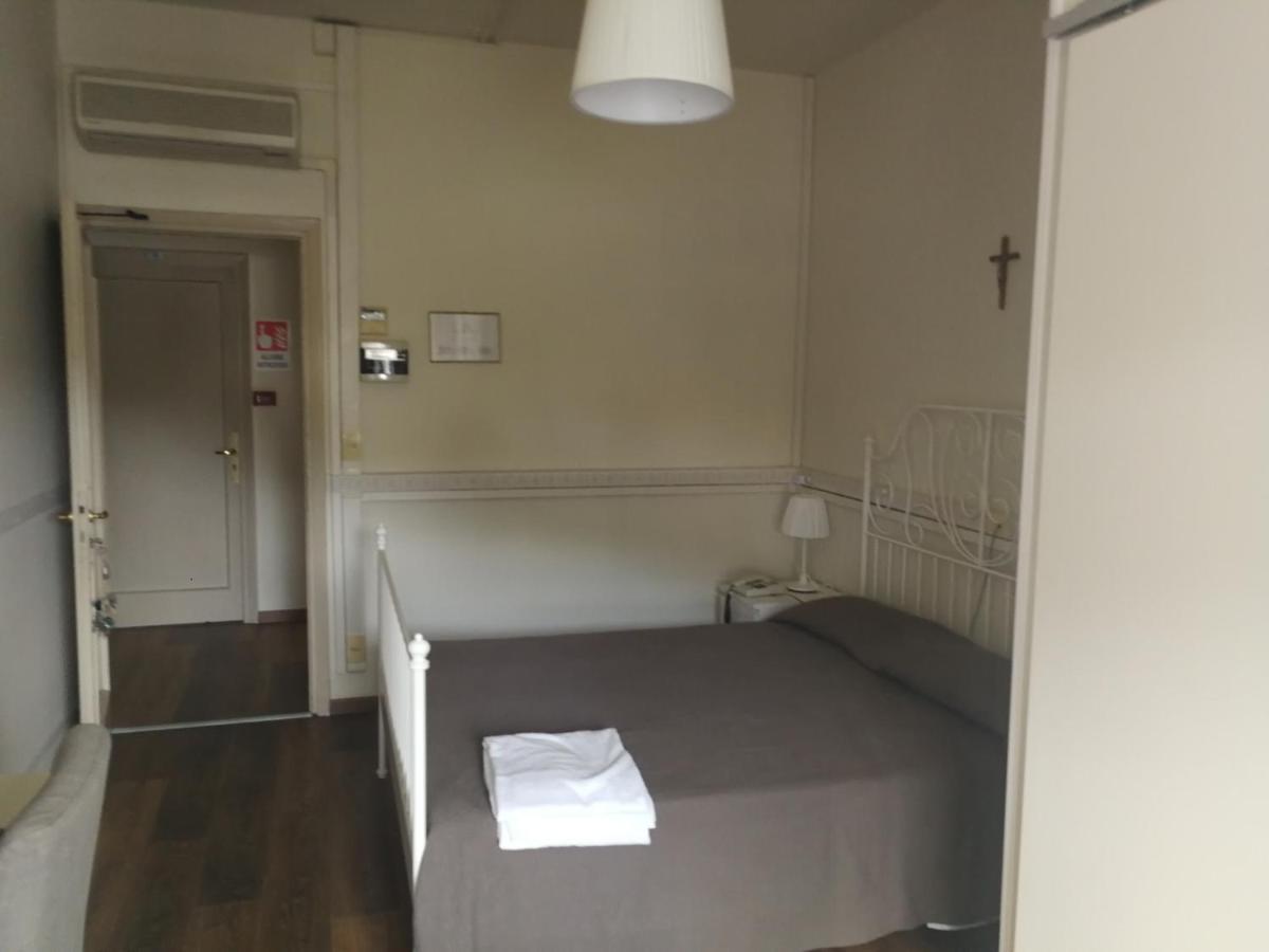 Casa Per Ferie Suore Domenicane Рим Экстерьер фото